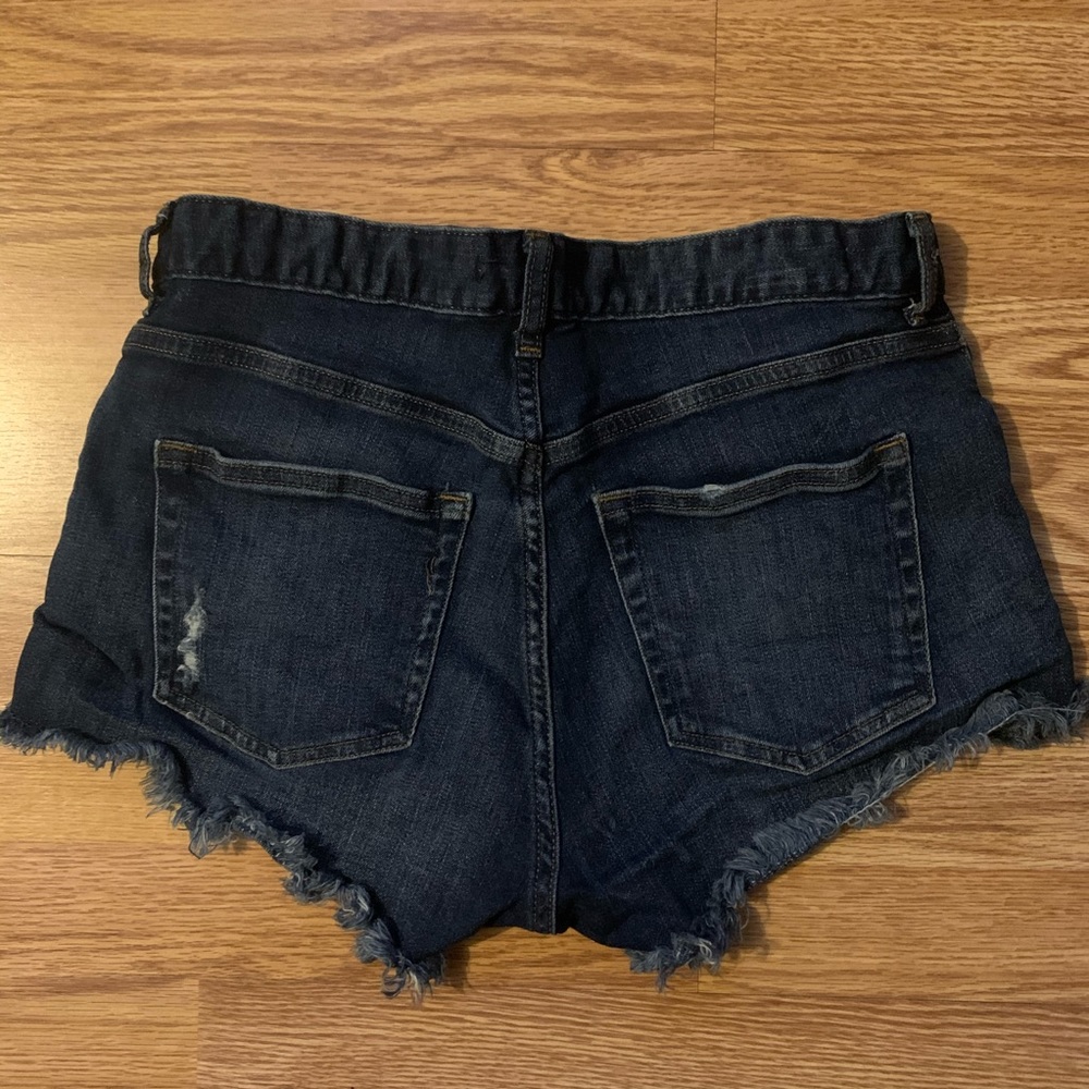 H&M Dark Denim Cutoff Shorts - Picture 6 of 6